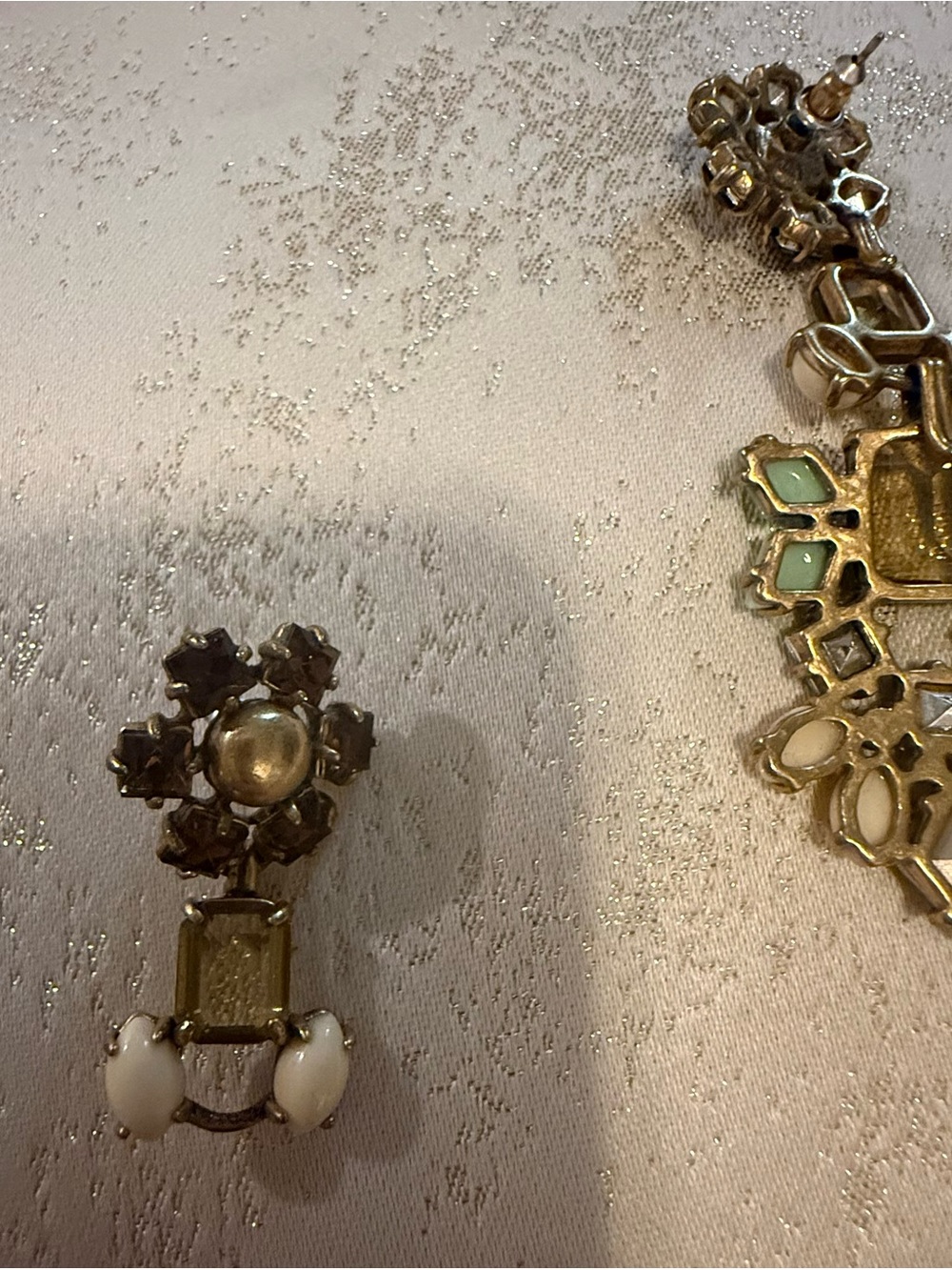 Stella & Dot Statement Drop Earrings can be worn 4 different ways - Picture 5 of 7